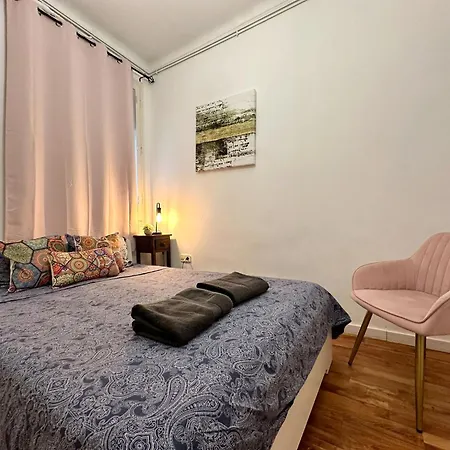 Hostel Oasis - Plaza Urquinaona Barcelona